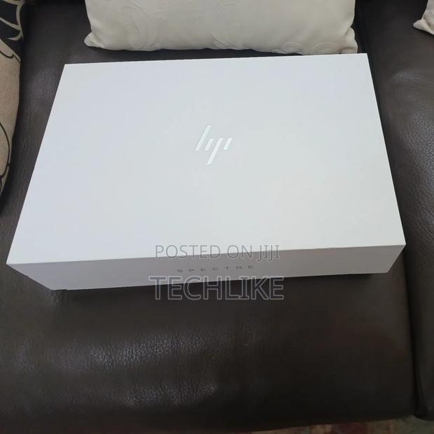 New Laptop HP Spectre 14 32GB Intel Core Ultra 7 SSD 2T · Photo 2