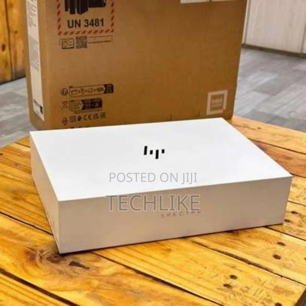 New Laptop HP Spectre 14 32GB Intel Core Ultra 7 SSD 2T · Photo 3