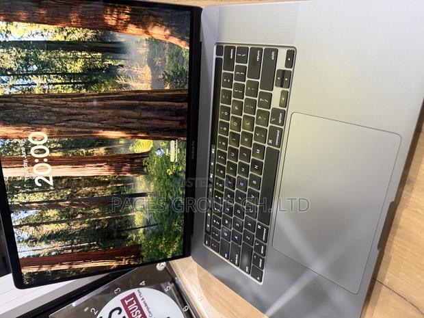 Laptop Apple MacBook Pro 2019 32GB Intel Core i7 SSD 512GB · Photo 6