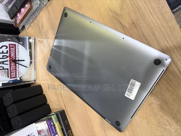 Laptop Apple MacBook Pro 2019 32GB Intel Core i7 SSD 512GB · Photo 5