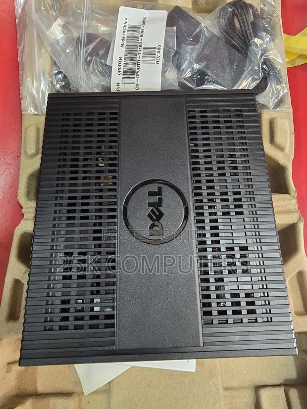 New Desktop Computer Dell 4GB AMD SSD 32GB · Photo 2