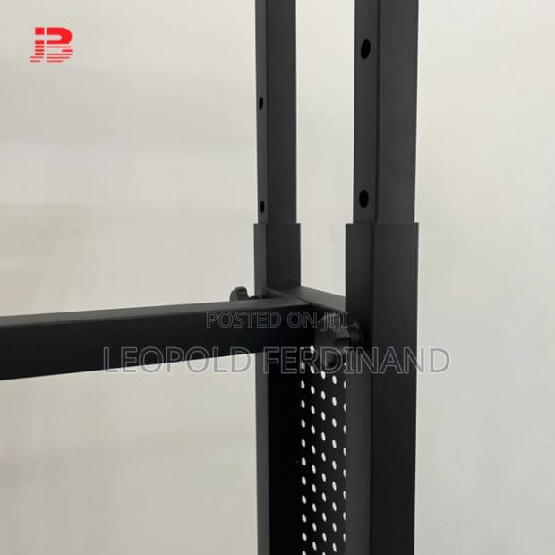 Adjustable Black Clothing Rack · Photo 7