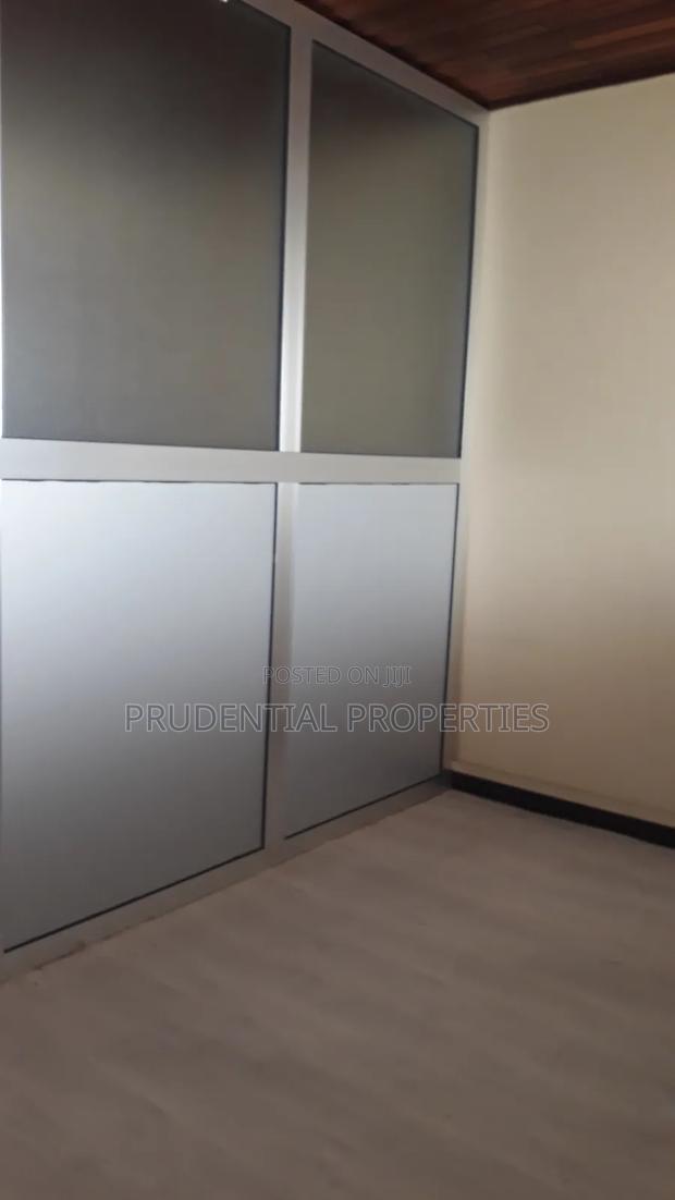 6 Room Office Space for Rent at Lapaz · Photo 2