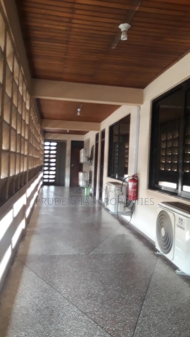 6 Room Office Space for Rent at Lapaz · Photo 4