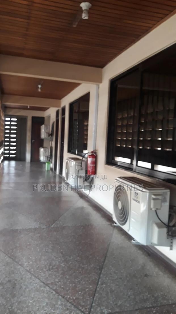6 Room Office Space for Rent at Lapaz · Photo 5