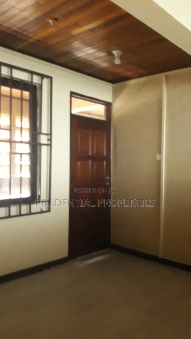 6 Room Office Space for Rent at Lapaz · Photo 7