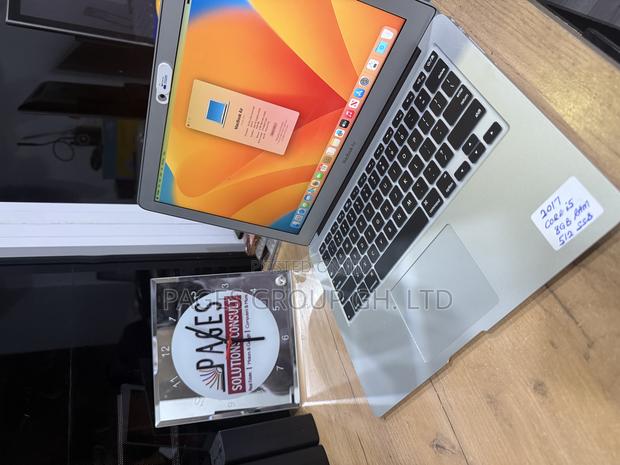 Laptop Apple MacBook Air 2017 8GB Intel Core i5 SSD 512GB · Photo 2