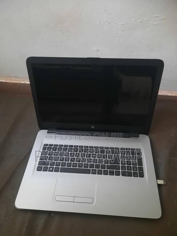 Laptop HP 32GB Intel Core I3 HDD 512GB · Photo 1