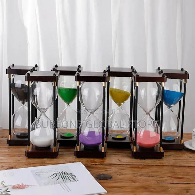 New Large Hourglass · Photo 2