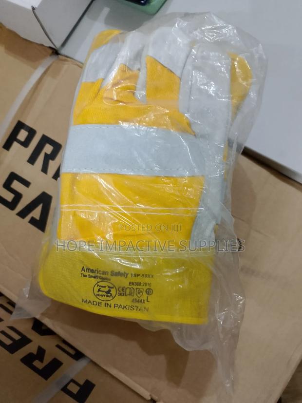 Combination Leather Gloves - Single Palm. · Photo 1