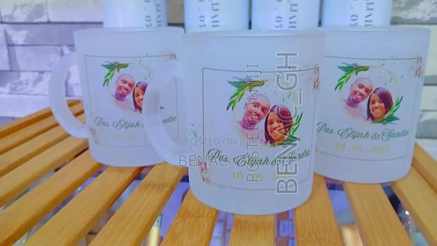 Souvenir Frusted Mugs and Branding · Photo 1