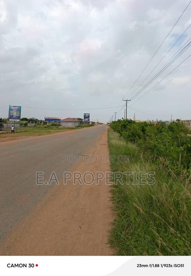 Land Title · Photo 2