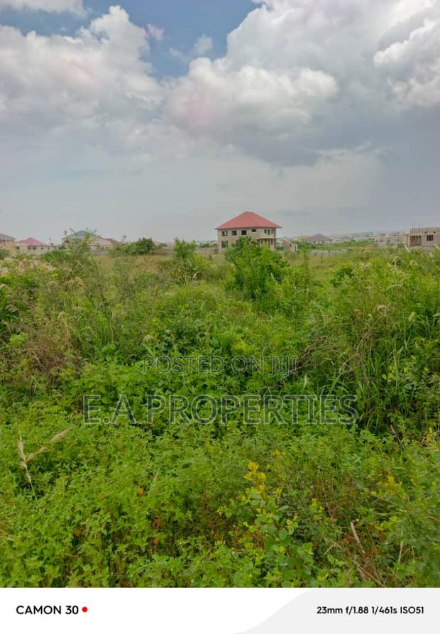 Land Title · Photo 4