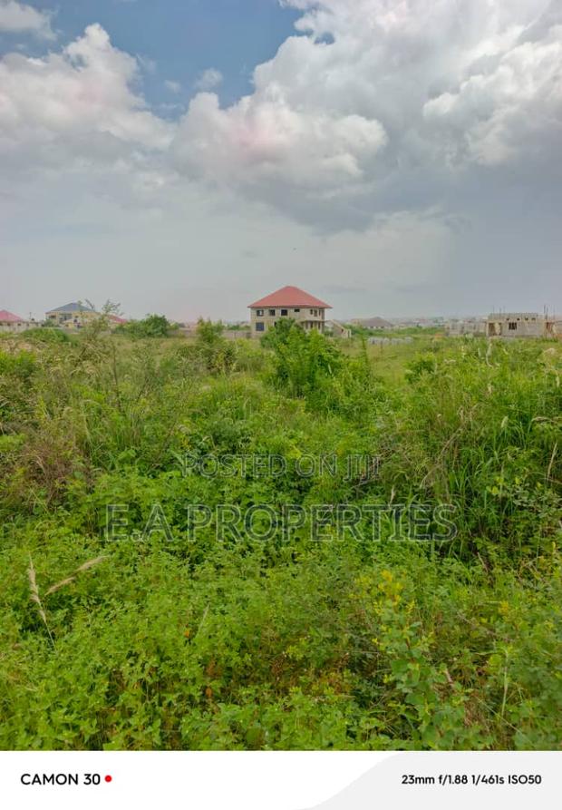 Land Title · Photo 8