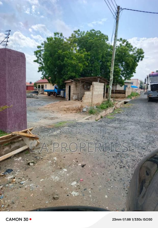 Land Title · Photo 7