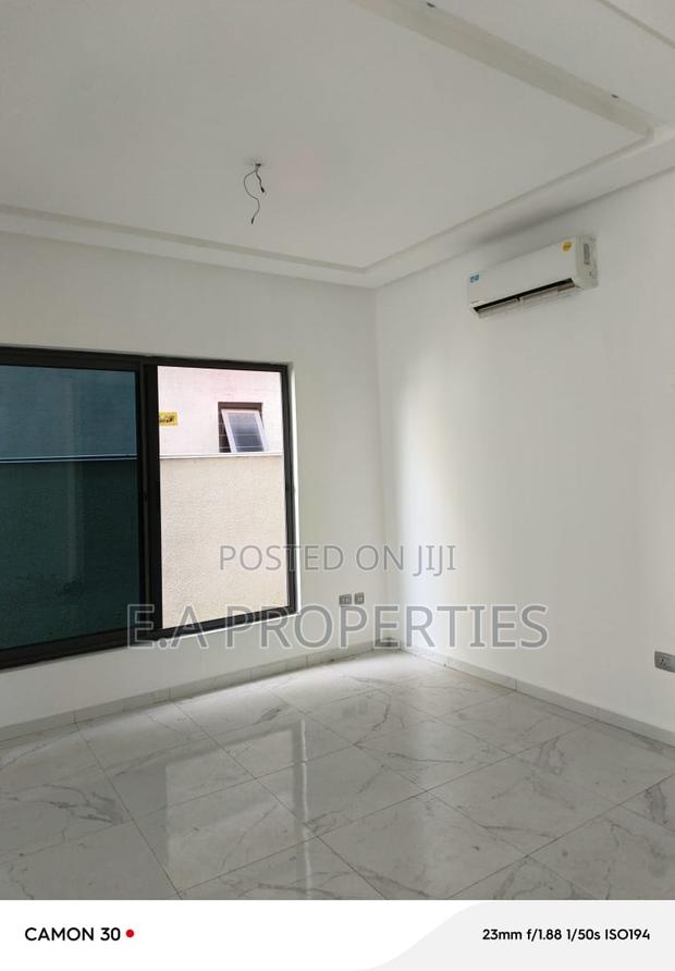 7bdrm House in E A Properties, Bawaleshie for rent · Photo 4