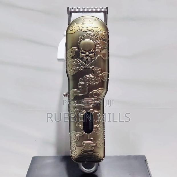 Personal Care and Grooming Waer Barbering Shaving Machine · Photo 1