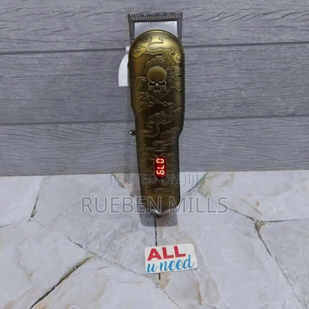 Personal Care and Grooming Waer Barbering Shaving Machine · Photo 5