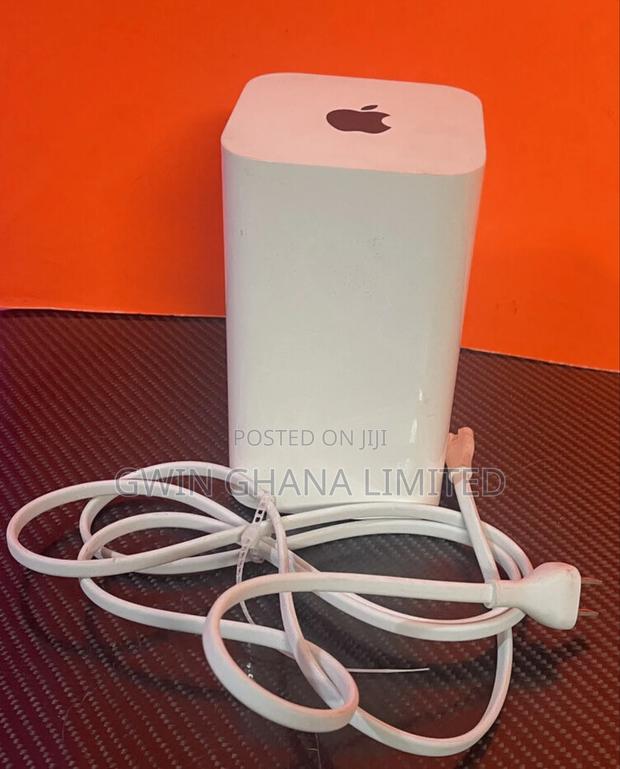 Apple Airport Extreme Base Station Wireless Router 6thge
N · Photo 1
