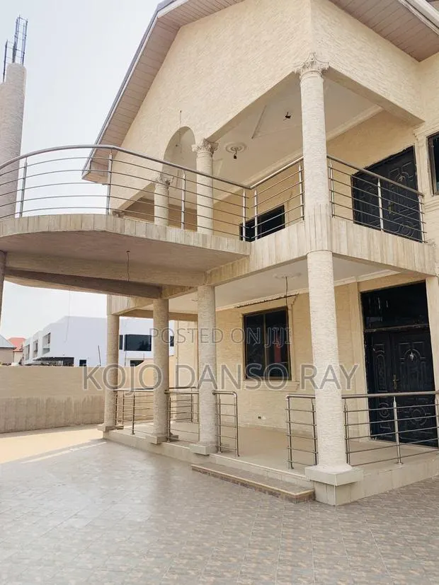 7bdrm House in Pandak Agency, East Legon for rent · Photo 1