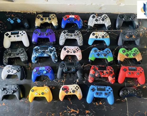 Gaming Consoles · Photo 1