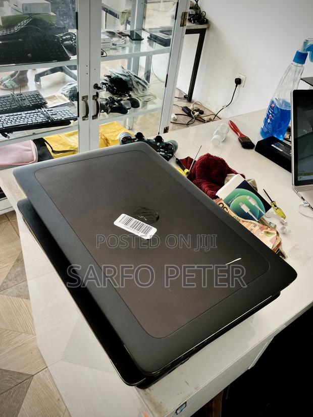Laptop HP ZBook 15 G3 16GB Intel Core I7 HDD+SSD 256GB · Photo 2