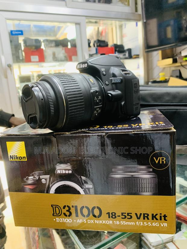 Nikon D3100 With 18-55mm Lens · Photo 2