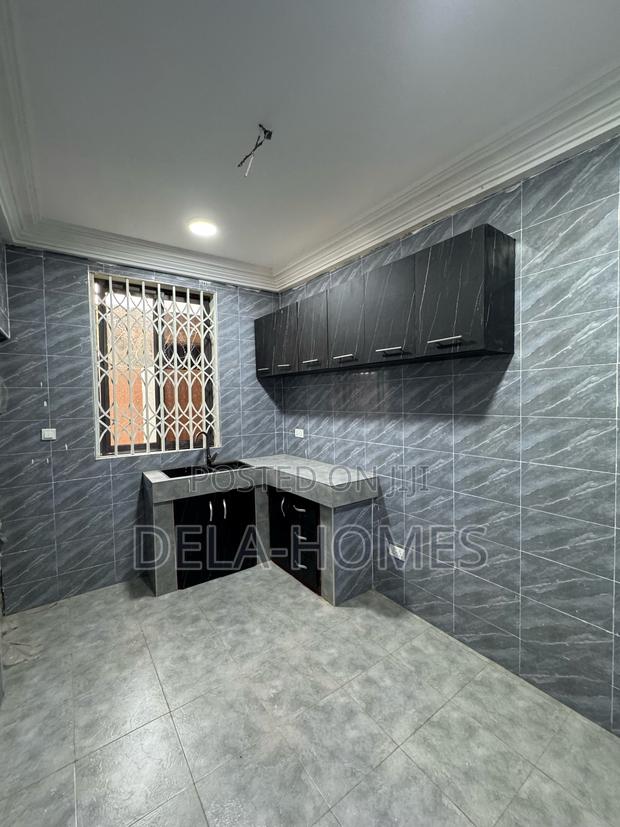 2bdrm Apartment in Amrahia, Frafraha for rent · Photo 5