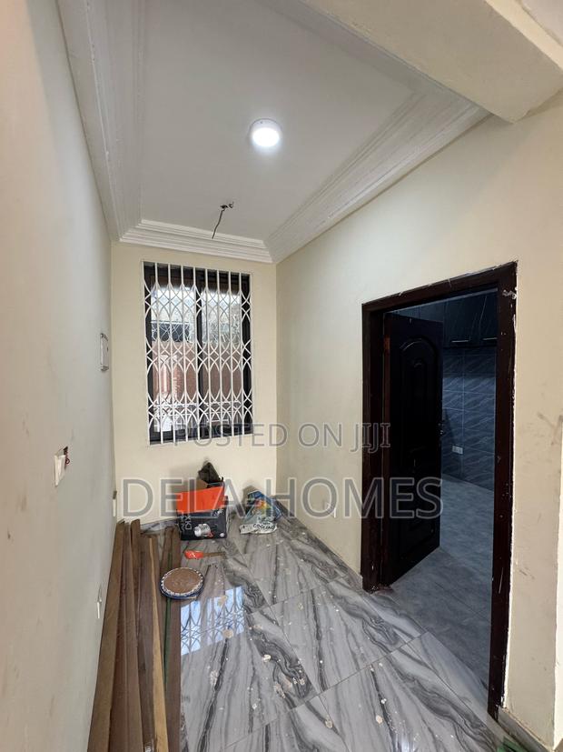 2bdrm Apartment in Amrahia, Frafraha for rent · Photo 6