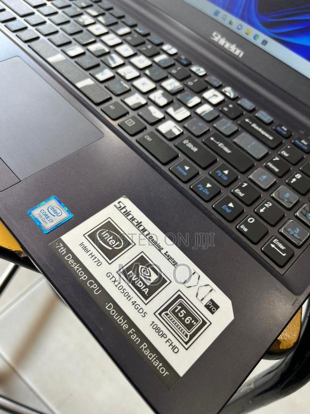 Laptop 16GB Intel Core I7 SSD 256GB · Photo 2