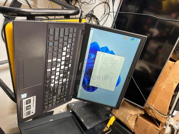 Laptop 16GB Intel Core I7 SSD 256GB · Photo 4