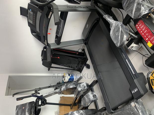 Commercial Nordictrack Treadmill 150kg · Photo 8
