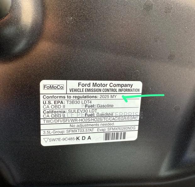 Ford F-150 2025 Gray · Photo 7