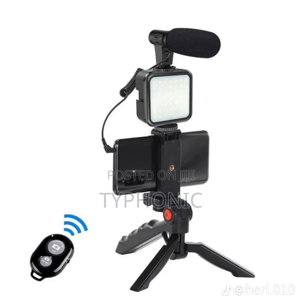 Microphone Video Tripod · Photo 3