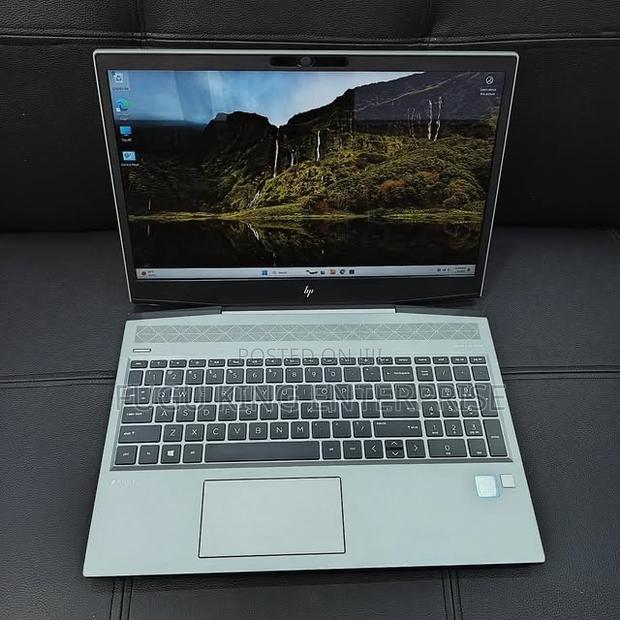 Laptop HP ZBook 15 32GB Intel Core i7 SSD 512GB · Photo 2