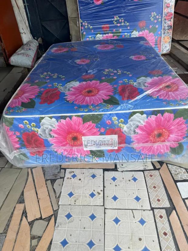 20inches Latexfoam Double Mattress for Sale · Photo 1