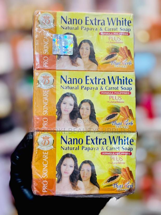 Nano Extra White Natural Papaya Carrot Soap · Photo 1
