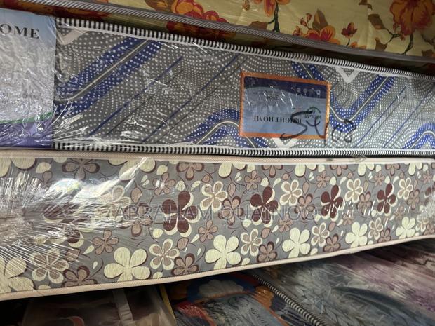 10inches Double Mattress for Sale · Photo 1