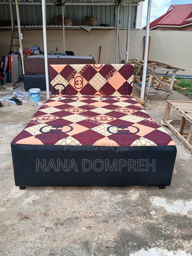 Inbuilt Double Bed7 · Photo 1