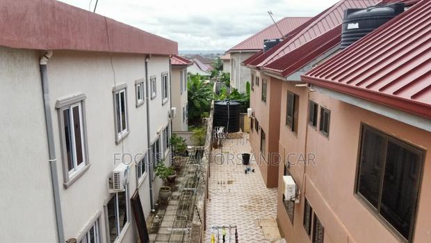 4bdrm House in Tema Metropolitan for sale · Photo 2