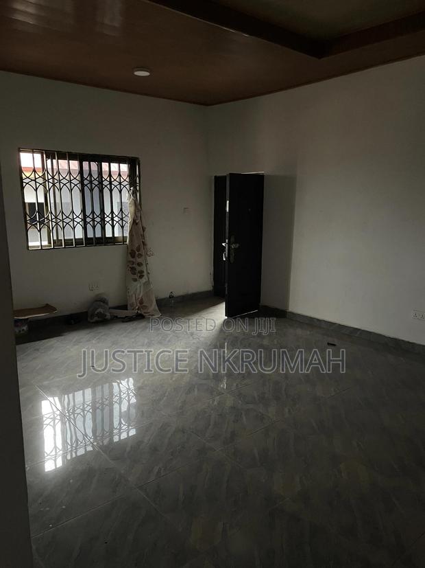 Furnished 2bdrm Apartment in Justice Estate, Old Barrier for rent · Photo 2