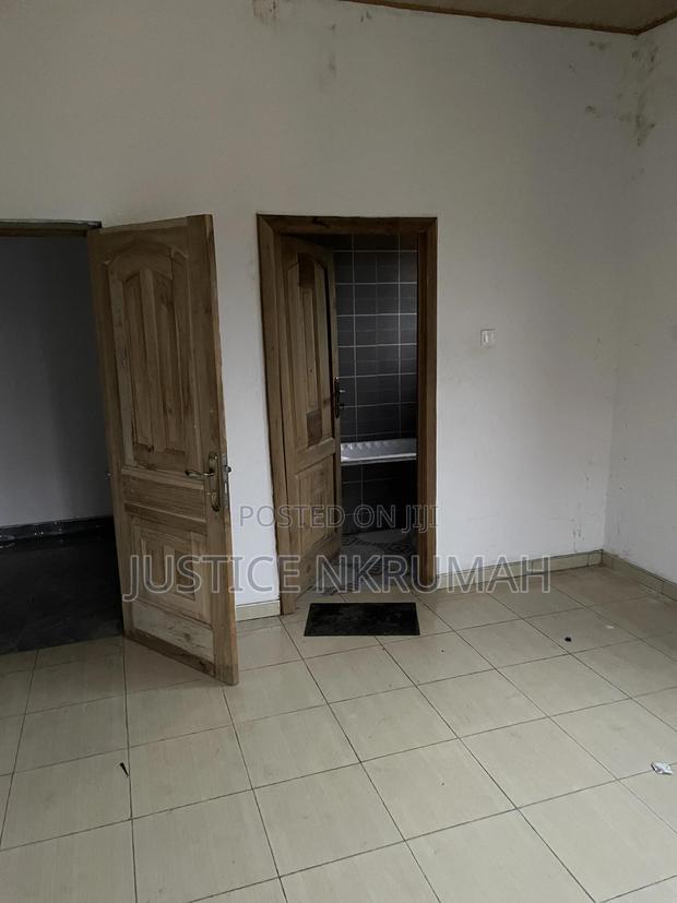Furnished 2bdrm Apartment in Justice Estate, Old Barrier for rent · Photo 4
