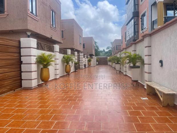 4bdrm House in Tesano for rent · Photo 2