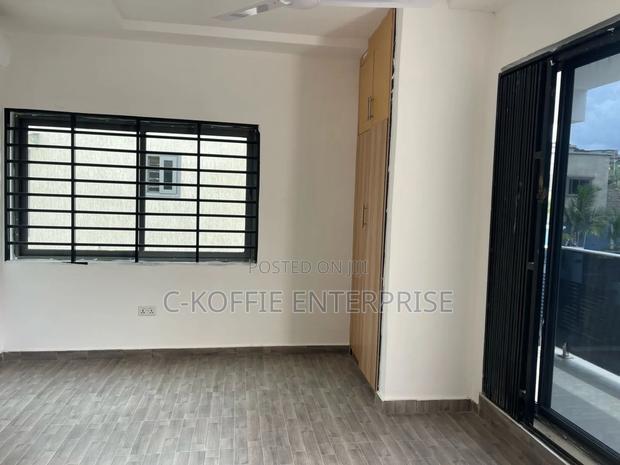 4bdrm House in Tesano for rent · Photo 6
