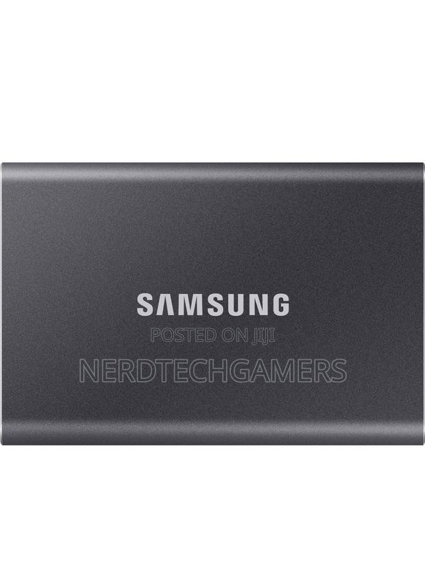 Samsung 4tb T7 Portable SSD (Titan Gray) · Photo 2