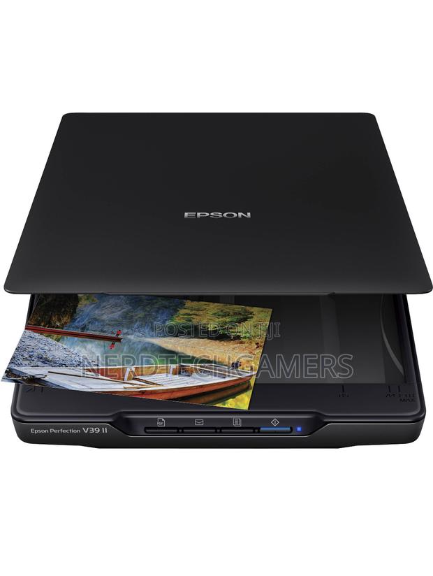Epson Perfection V39 Color Photo and Document Flatbed Scann · Photo 3