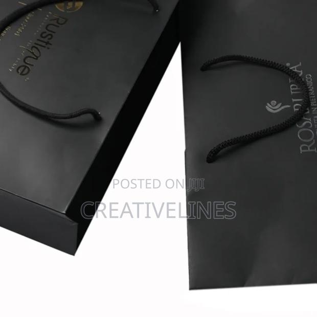 Black Elegant Bag. · Photo 2