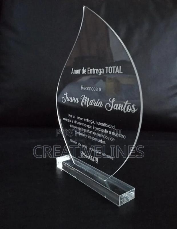 Cust Award Plaques · Photo 1