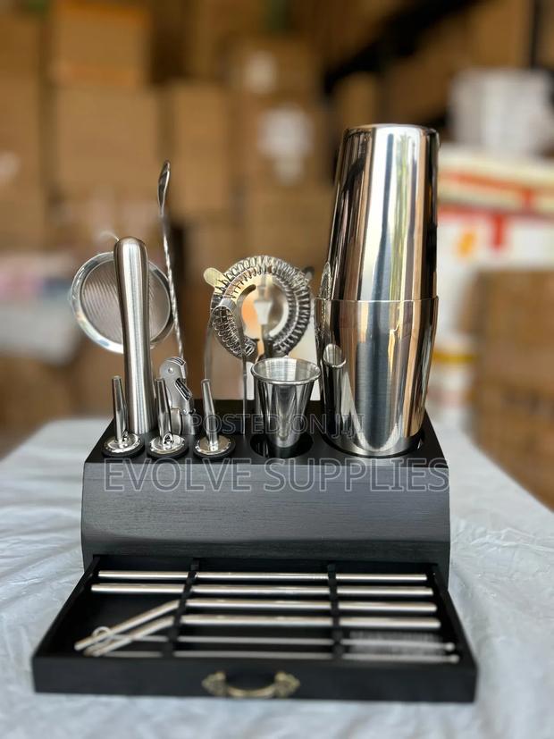 18pcs Cocktail Tools Set With Black Drawer · Photo 2