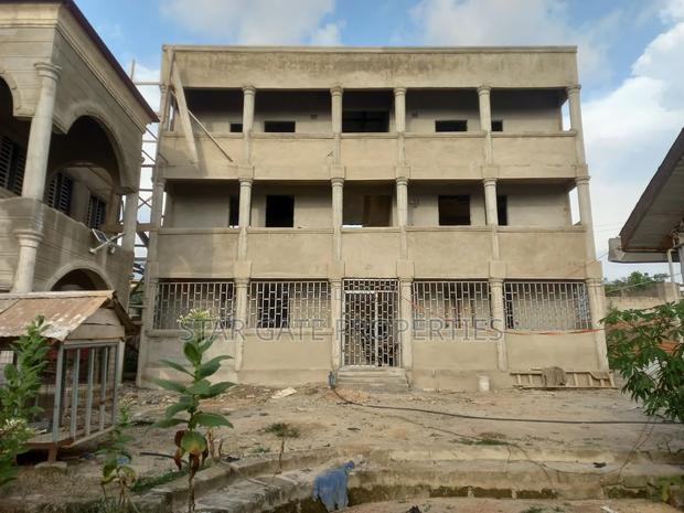 10bdrm House in Kodie Danase, Kumasi Metropolitan for sale · Photo 2